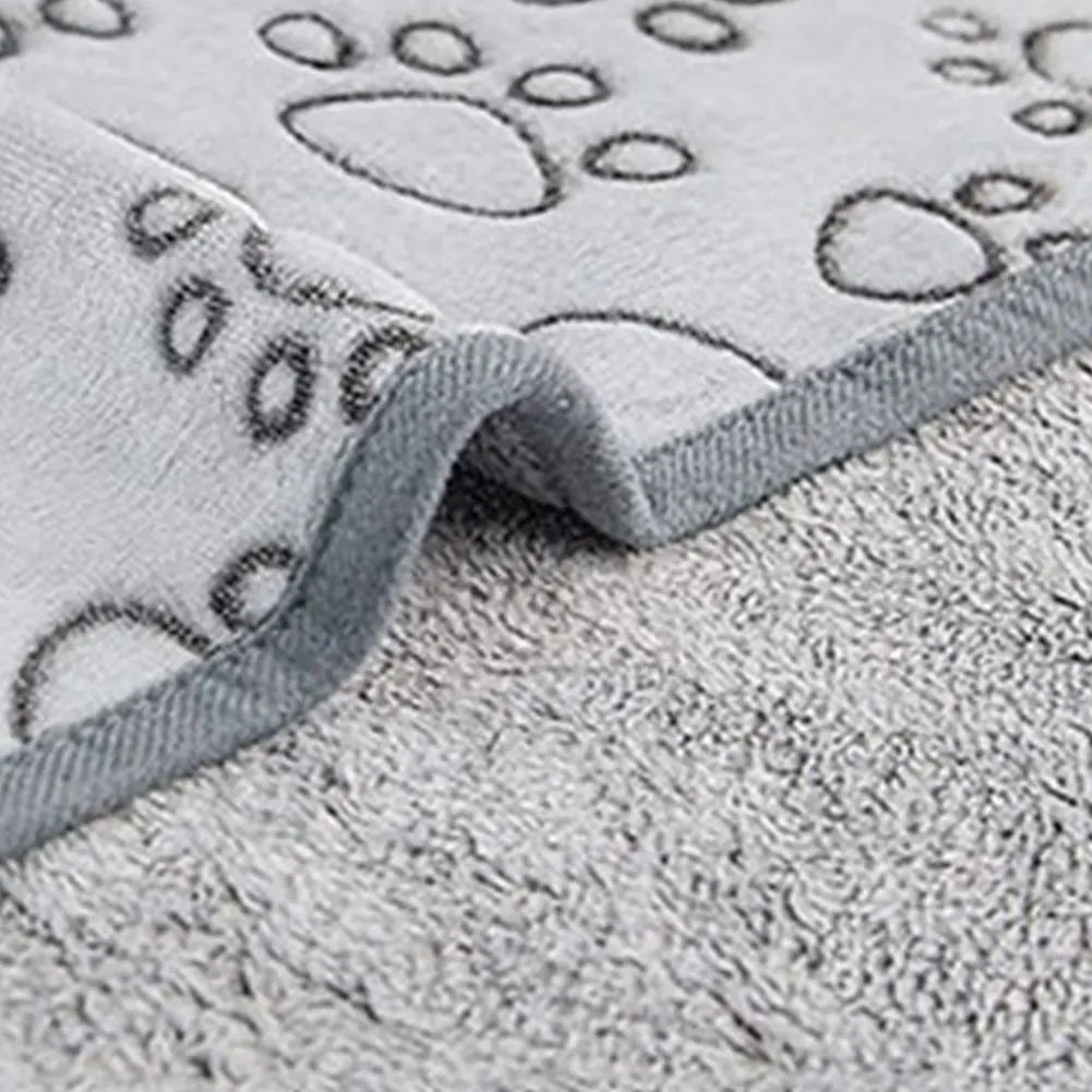 Fluora Kuscheldecke – gemütlich & pflegeleicht
